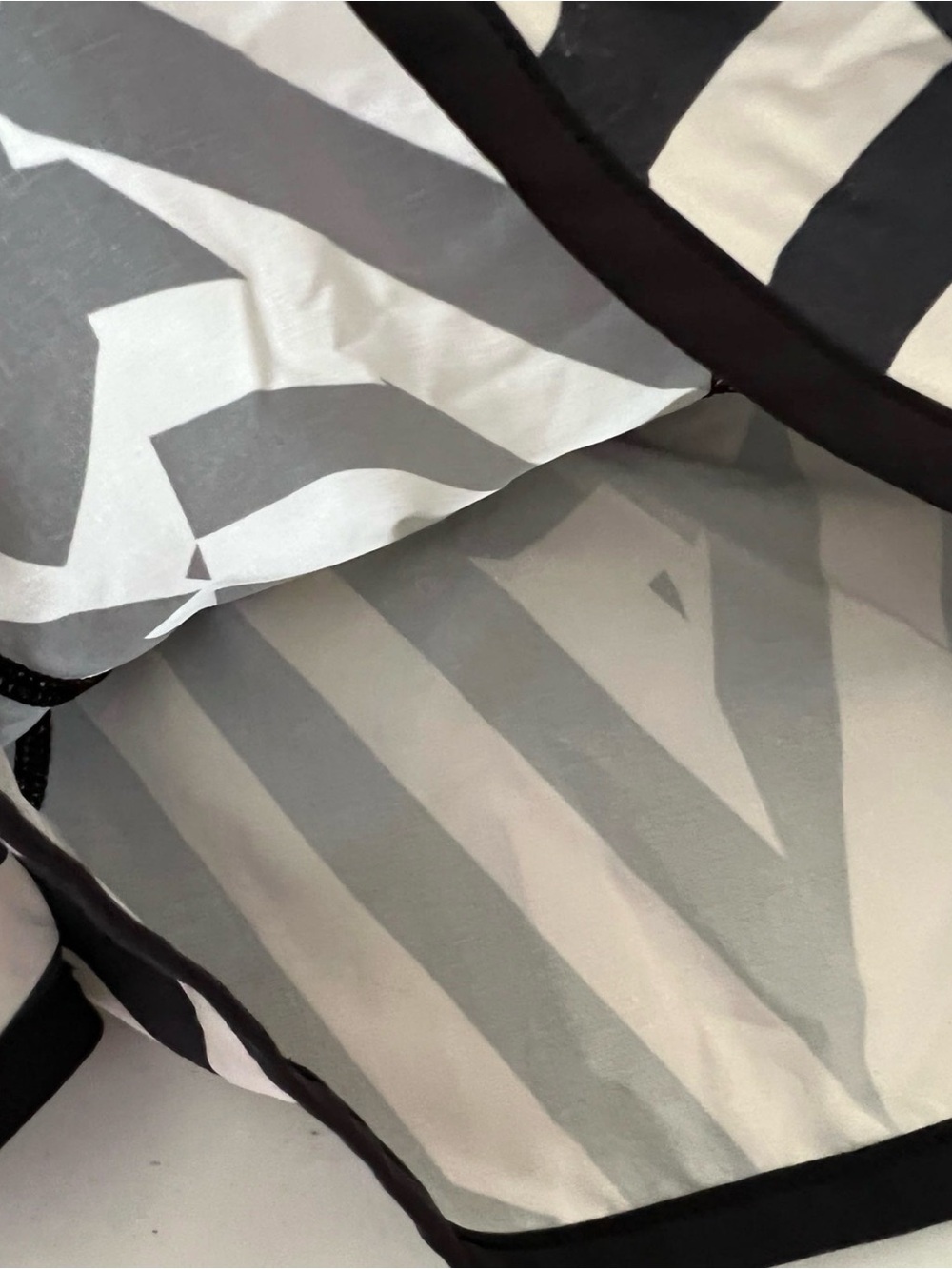 Lululemon Striped Black & White Women’s Athletic Shorts - Picture 4 of 7